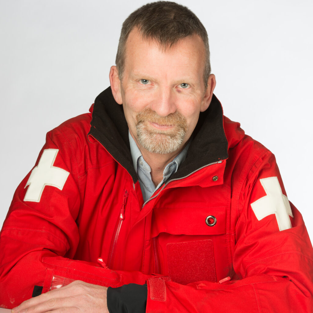 Guy Warwick Canadian Ski Patrol Gatineau Patrouille Canadienne de